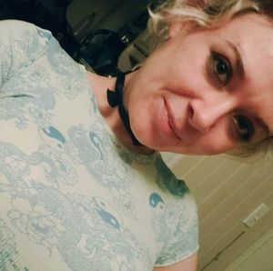 Meet your Posher, Queenye